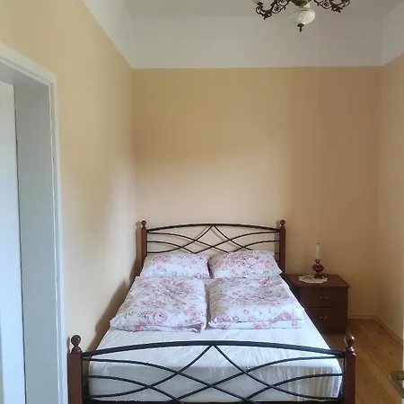 Stefanov Grunt * Podlehnik